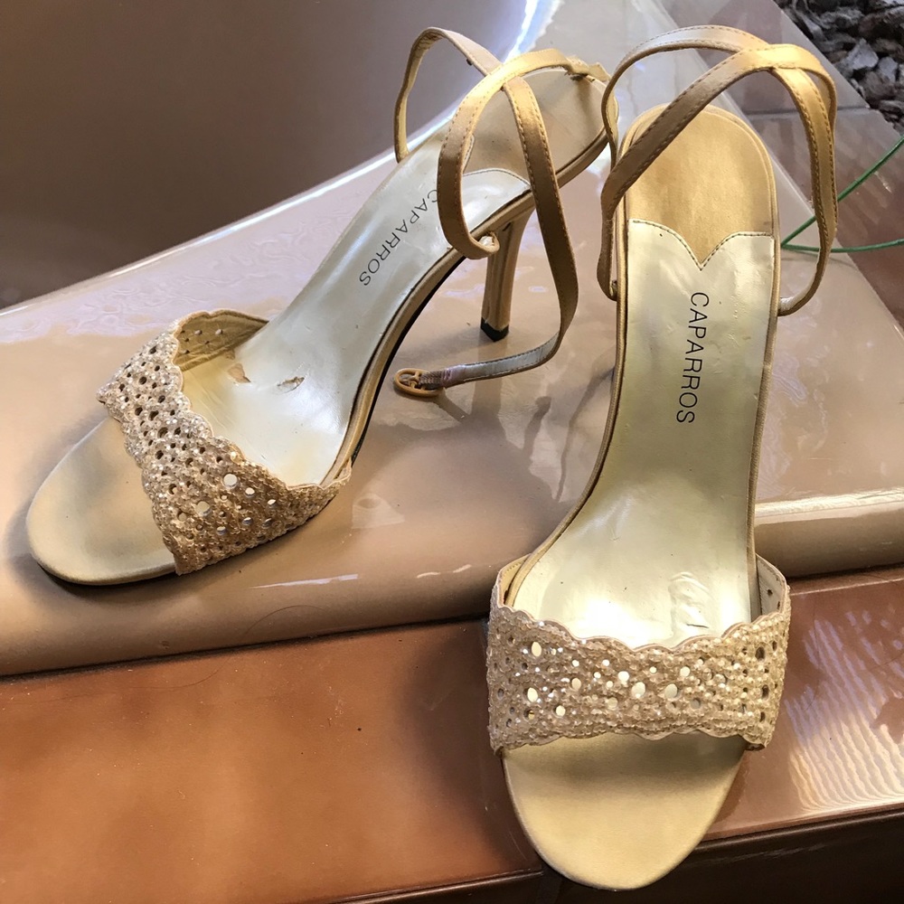 Shoes/sandals